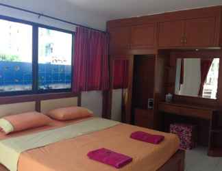 Kamar Tidur 2 Family Home Guesthouse