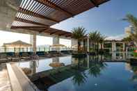 Swimming Pool Citadines Bayfront Nha Trang