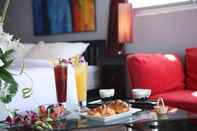 Bar, Kafe, dan Lounge Enjoy Beach Hotel