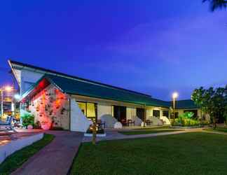 Exterior 2 Samui Pier Beach Resort