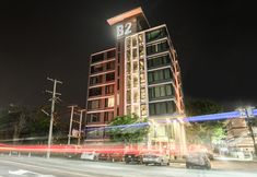 Exterior 2 B2 Black Business & Budget Hotel