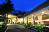 Exterior Candisari Syariah Hotel & Resto