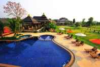 สระว่ายน้ำ Maejo Golf Resort & Spa