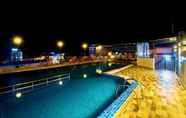 Swimming Pool 3 Levan Hotel