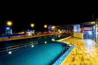 Swimming Pool Levan Hotel