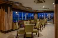 Restaurant Infinity Hotel Jambi By Tritama Hospitality
