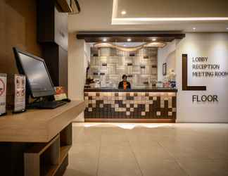 Lobby 2 Infinity Hotel Jambi By Tritama Hospitality