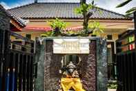 Luar Bangunan Reynold Artha Guest House