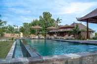 Swimming Pool The Niti Hut's Lembongan