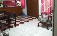 Common Space 6 Bangka Bed and Breakfast