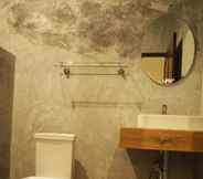 In-room Bathroom 6 B Villa Koh Phangan