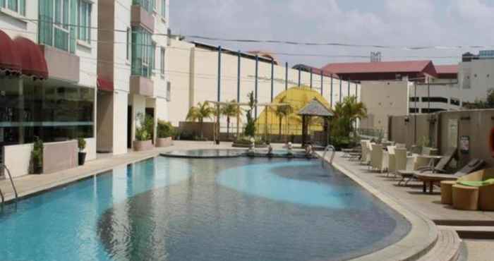 Swimming Pool Two Bed Room at Apartemen BCC Hotel Residence by Nirwan