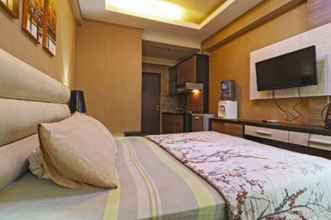 Bedroom 4 The Suite Metro Apartement by Putri King