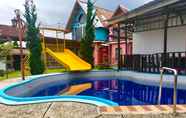 Swimming Pool 7 Shinta Corner Ranch and Resort