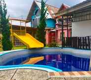 Swimming Pool 7 Shinta Corner Ranch and Resort