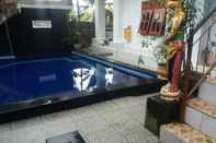 Swimming Pool Kabera Bungalow 1