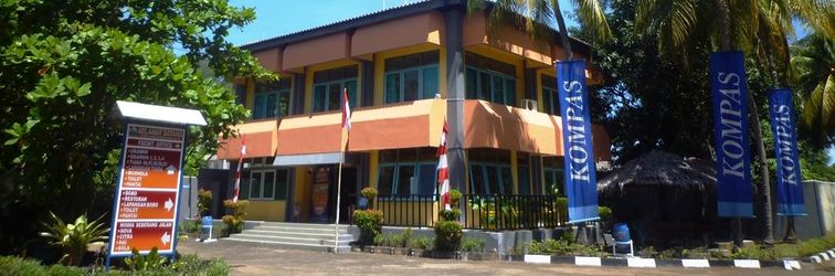 Lobby Wisma Kompas Gramedia Karang Bolong