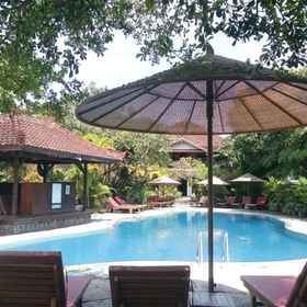 Gazebo Beach Hotel 1, Hotel Lalapan Spesial Mas Rizki