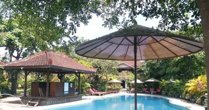 Kolam Renang Gazebo Beach Hotel