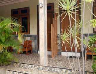 Lobby 2 Sunrise Hotel Larantuka