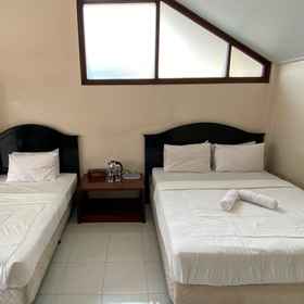 Bedroom1Hotel Supratman,Masjid Jami Al Mukhtar飯店