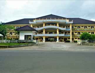 Luar Bangunan 2 Uni Beach Hotel