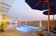 Swimming Pool 3 Swiss-Belinn Airport Surabaya