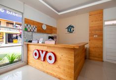 Lobby 7 OYO 1812 Dg Inn