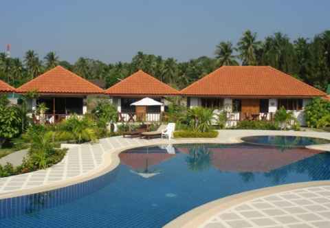 Exterior Sailom Resort Bangsaphan