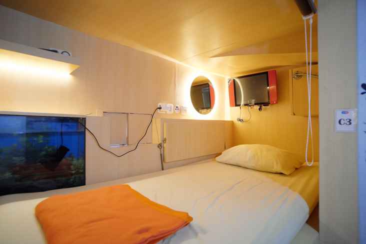 BEDROOM INAP at Capsule Hostel, Bandung