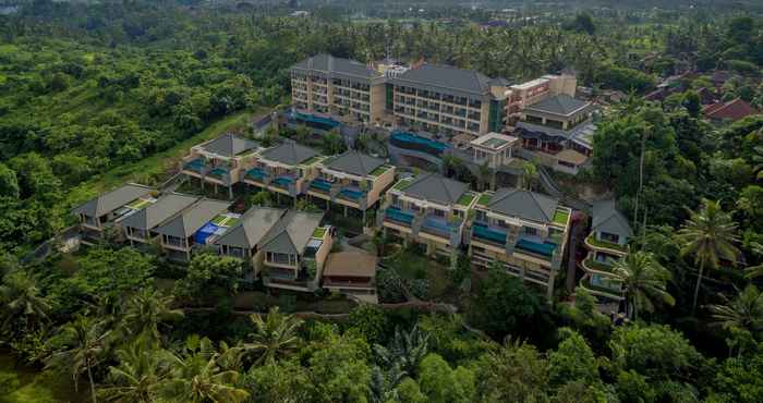 Bangunan SereS Springs Resort & Spa