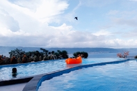 Swimming Pool Hotel Santika Luwuk - Sulawesi Tengah