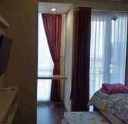 ล็อบบี้ 2 Studio Room Pool View at Tamansari Papilio Apartment Surabaya (32) by HUM'Z