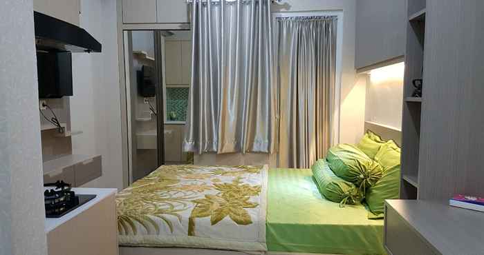 Bedroom The Green Pramuka City by Dede