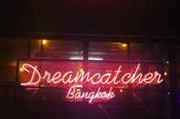 บาร์ คาเฟ่ และเลานจ์ Dreamcatcher Silom Bangkok