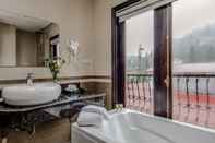 Phòng tắm bên trong Delta Sapa Hotel