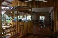 Bar, Cafe and Lounge Jorakae Sampan Resort