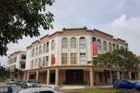 ภายนอกอาคาร Jam Hotel (Formerly known as Hotel El-Ray Near ERL Salak Tinggi)