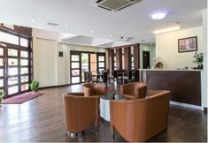 大堂 3 Jam Hotel (Formerly known as Hotel El-Ray Near ERL Salak Tinggi)