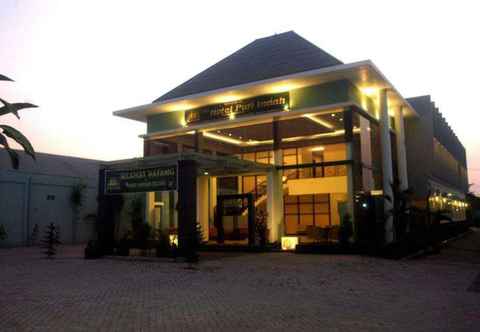 Bangunan Hotel Puri Indah