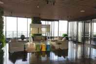 Lobby Luxurious Two Bedroom Apartment at The Peak Surabaya