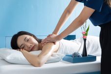 娛樂設施 128 room and massage