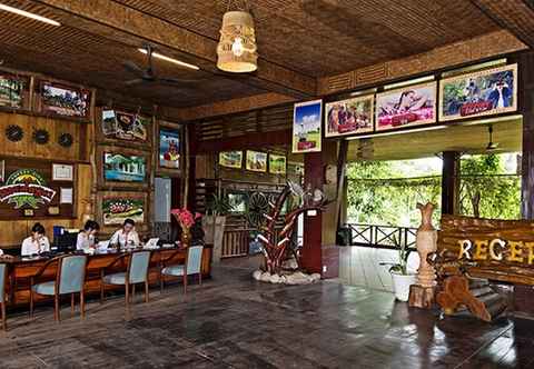 Lobby Madagui Forest City