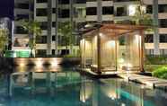 Kolam Renang 7 Phuket Rooms Stay