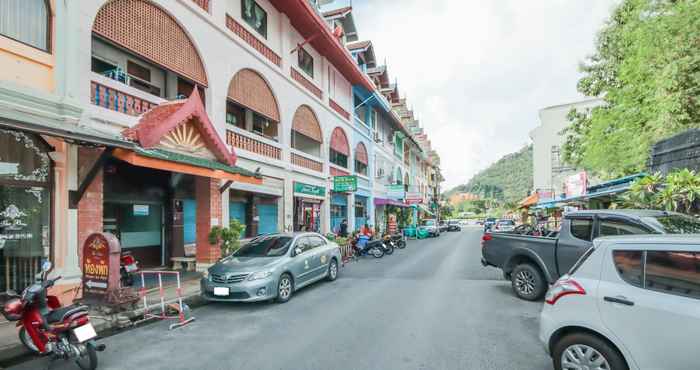 Luar Bangunan Eden Hostel