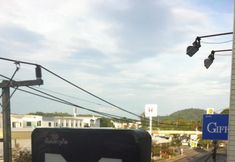 Exterior 5 Mbed Hotel