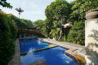 Swimming Pool OYO 2122 Puri Sanur