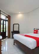 BEDROOM OYO 2122 Puri Sanur