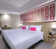 Bedroom 5 favehotel Sorong