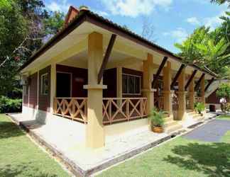 Exterior 2 Rompin Beach Resorts